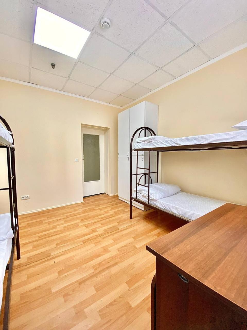 Alma-Ata Hostel Екстериор снимка