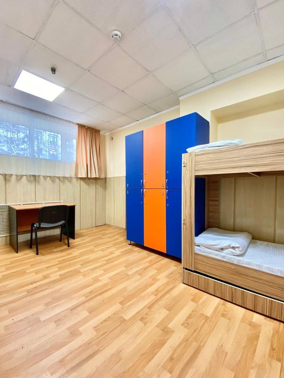 Alma-Ata Hostel Екстериор снимка