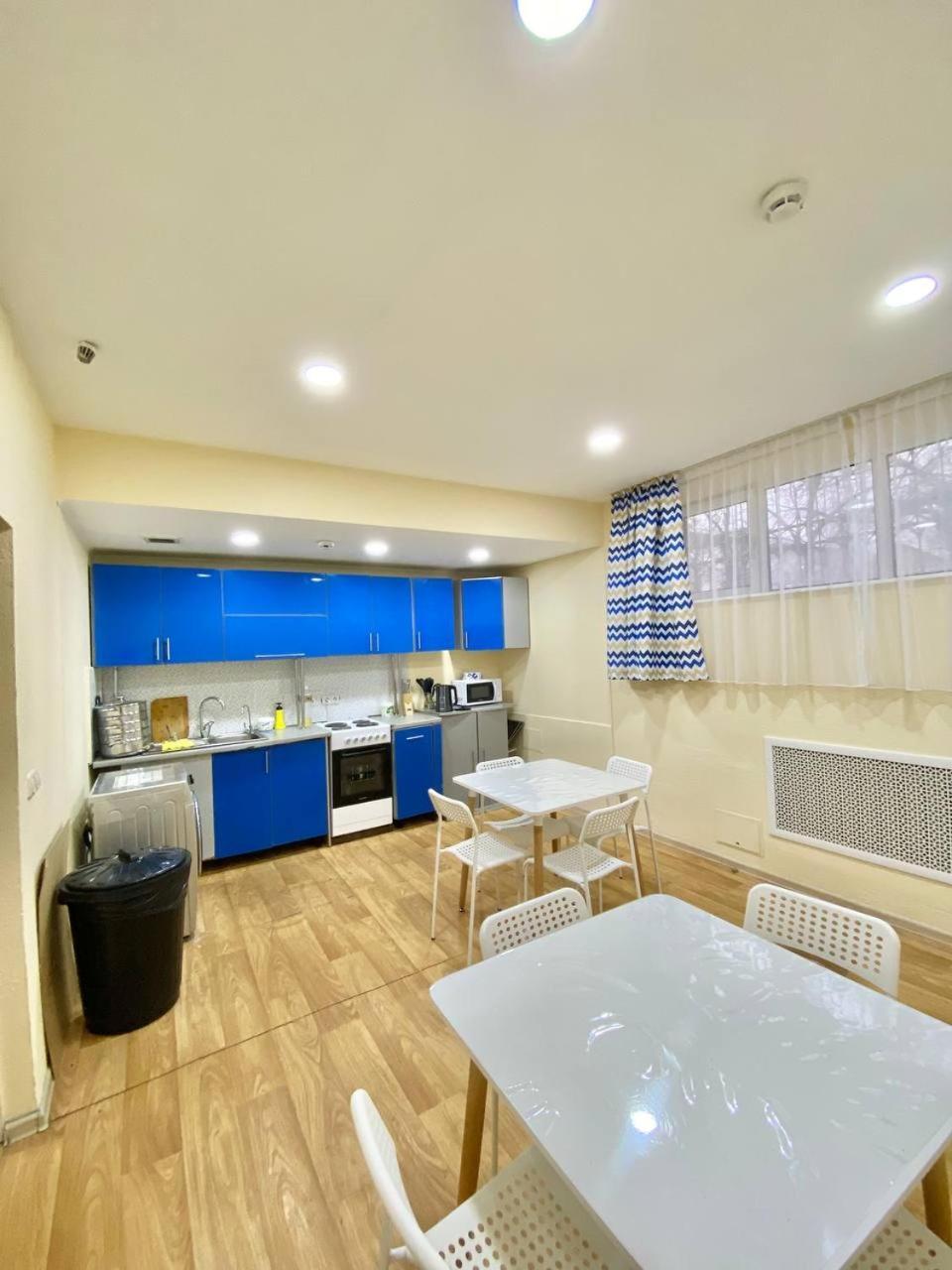 Alma-Ata Hostel Екстериор снимка